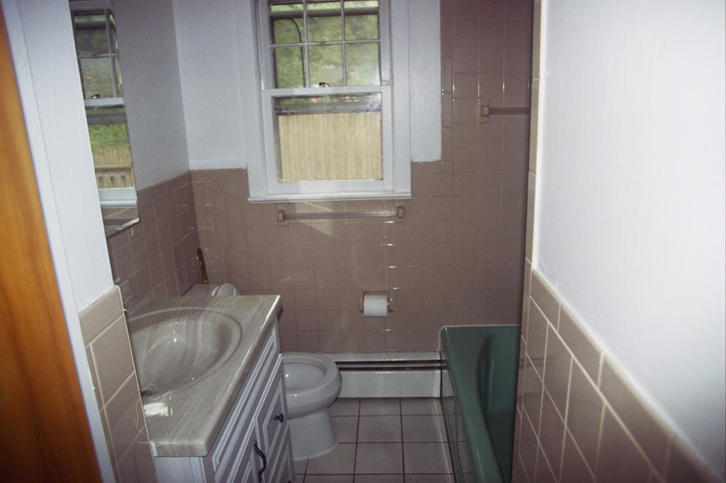 422 LAKEVIEW AVE