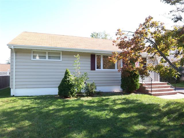 MLS #/Web ID: 2729845