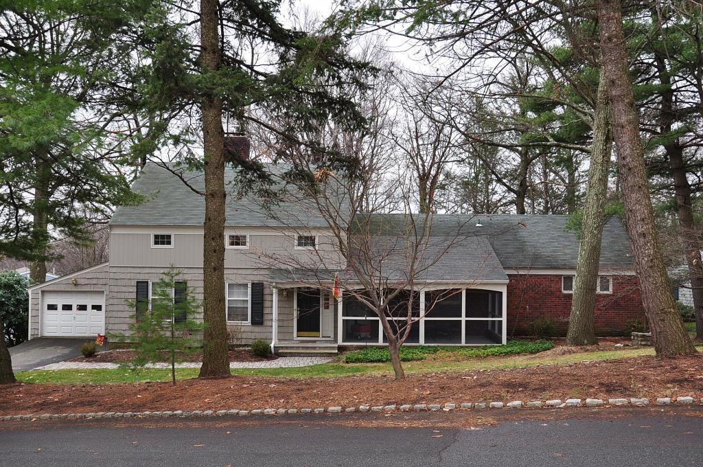 3 SOUTHVIEW RD