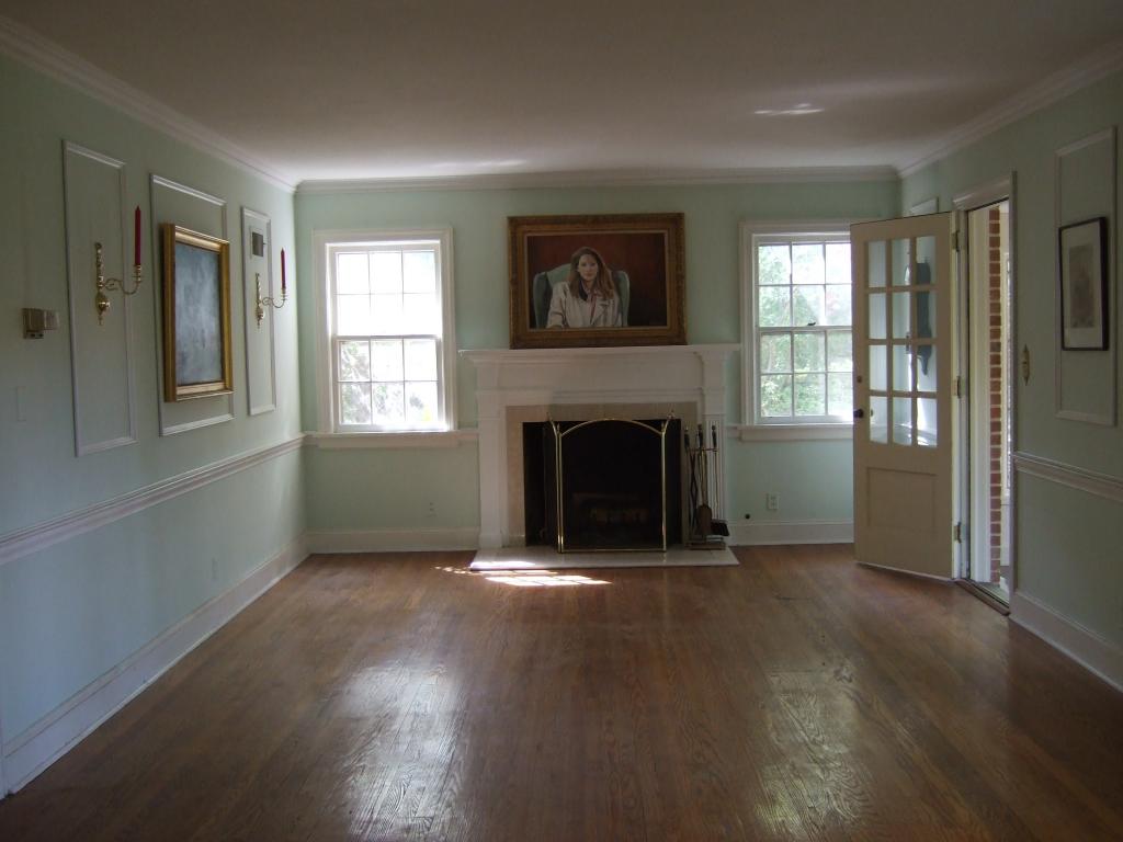 1 MANOR HILL RD