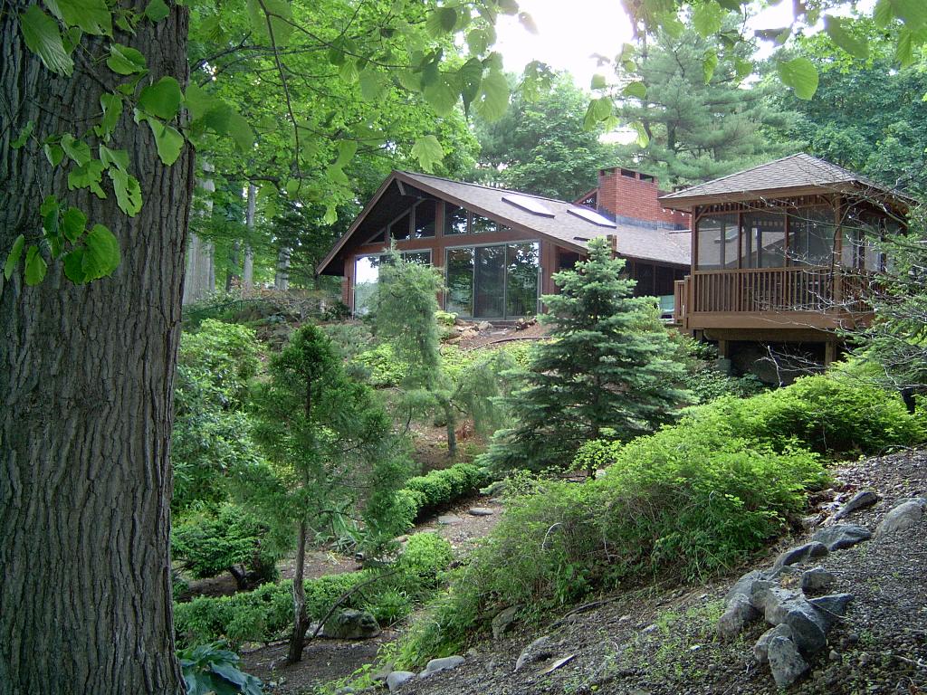 MLS #/Web ID: 2615446
