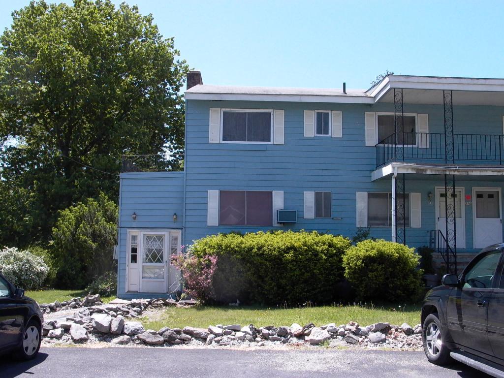 216-A N LAKE SHR