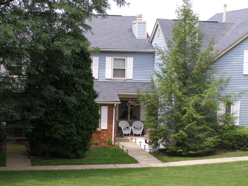 MLS #/Web ID: 2701746