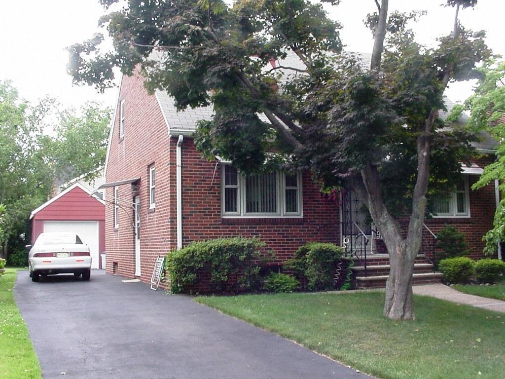 630 WILLOW AVE