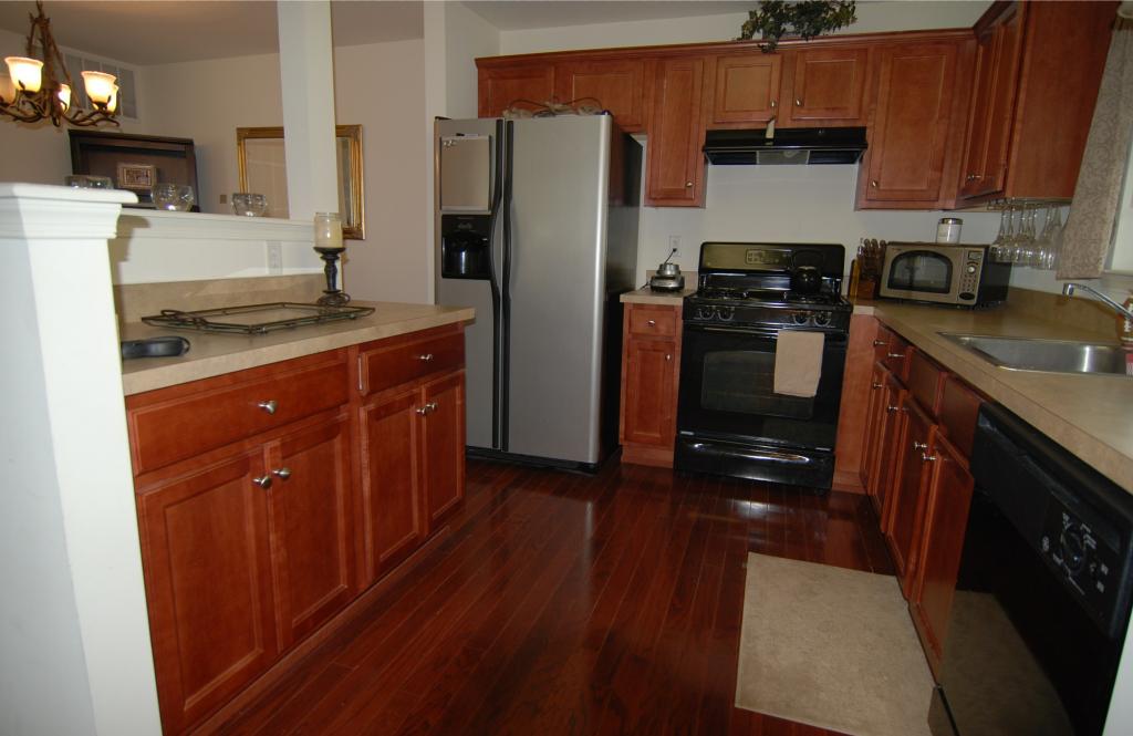 MLS #/Web ID: 2704146