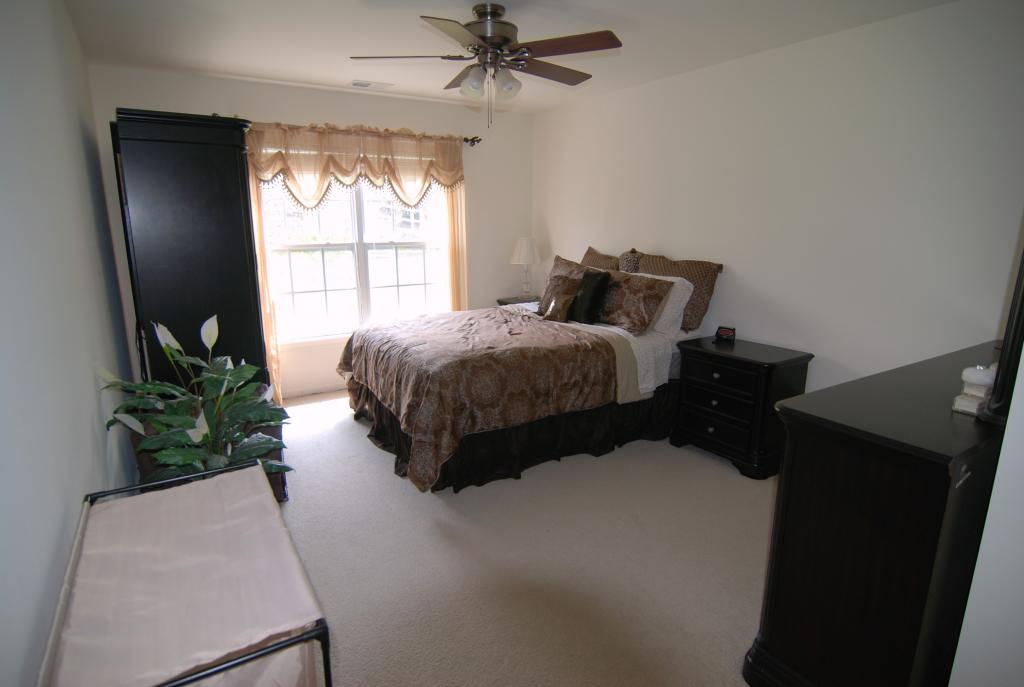 MLS #/Web ID: 2704146