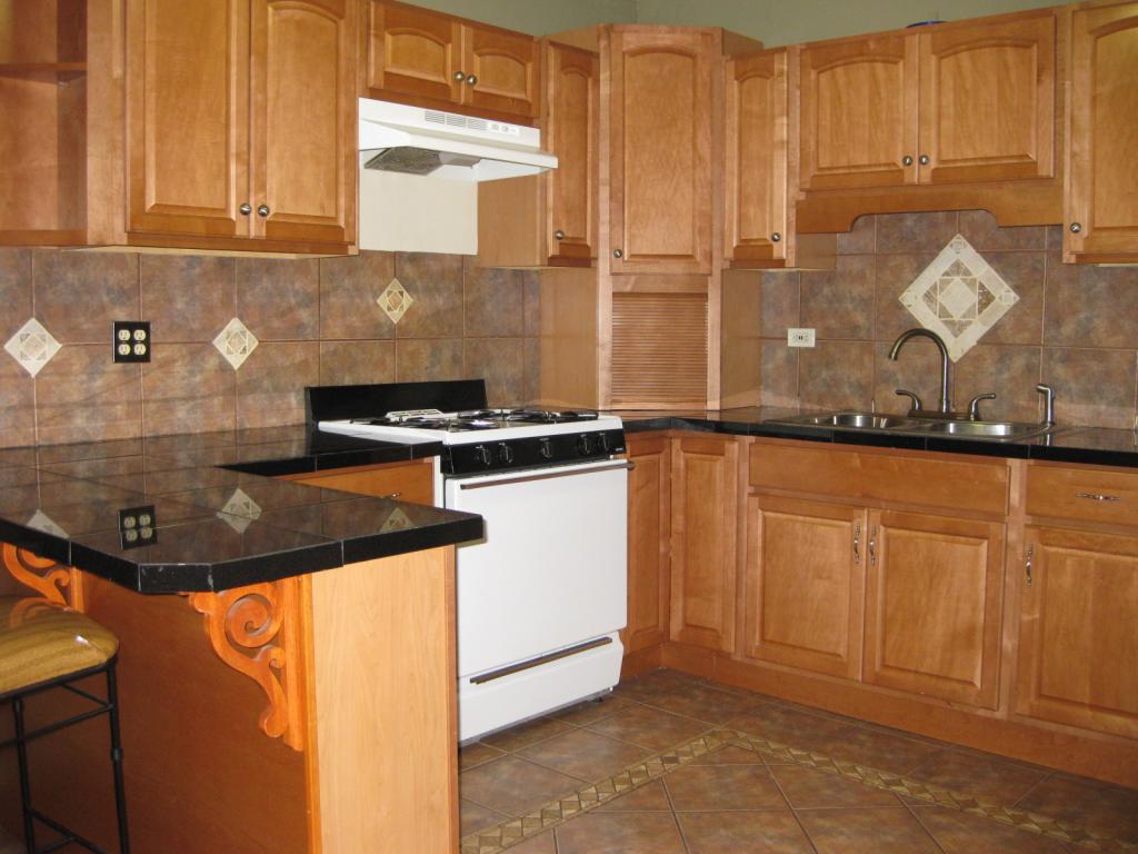 MLS #/Web ID: 2708546