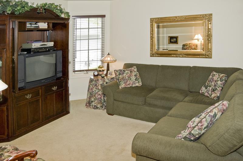 18 HIXSON CT