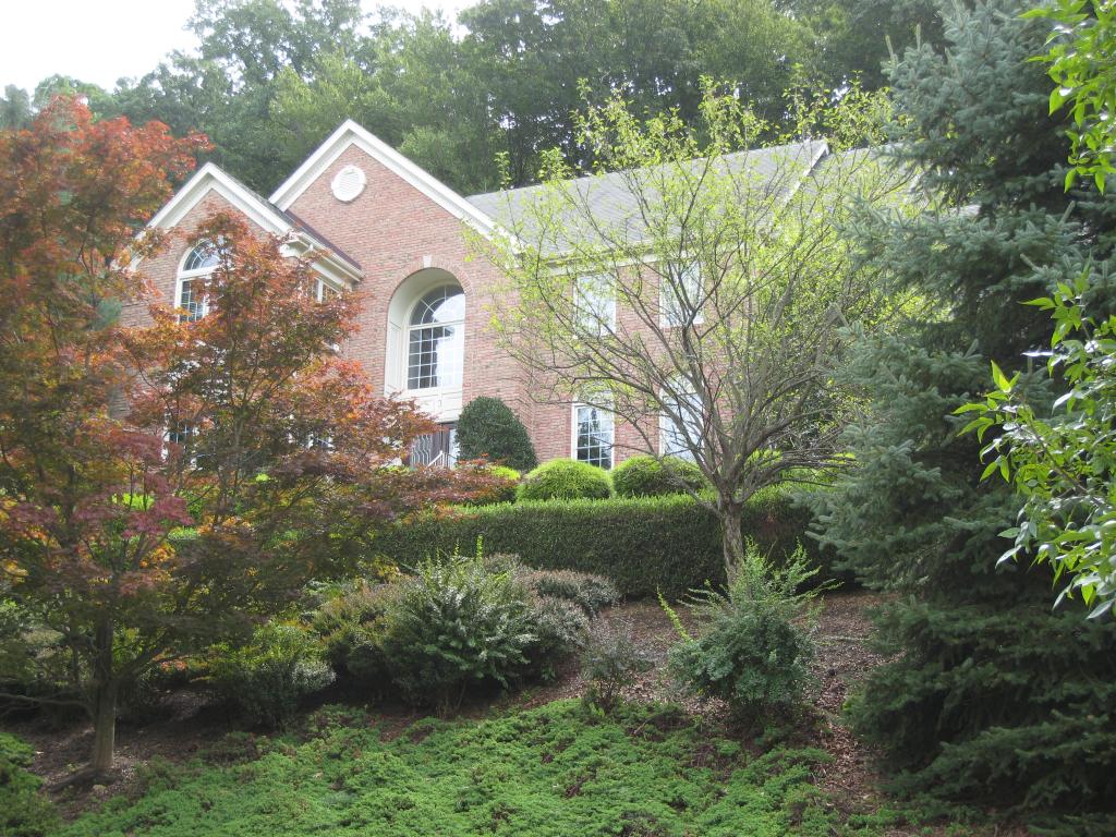 3 WATERVIEW LN