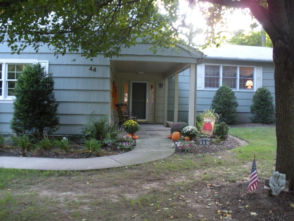 44 SYMOR DR