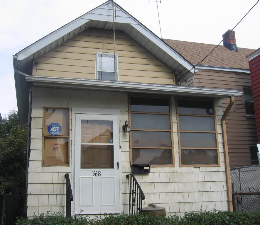 368 PAULISON AVE