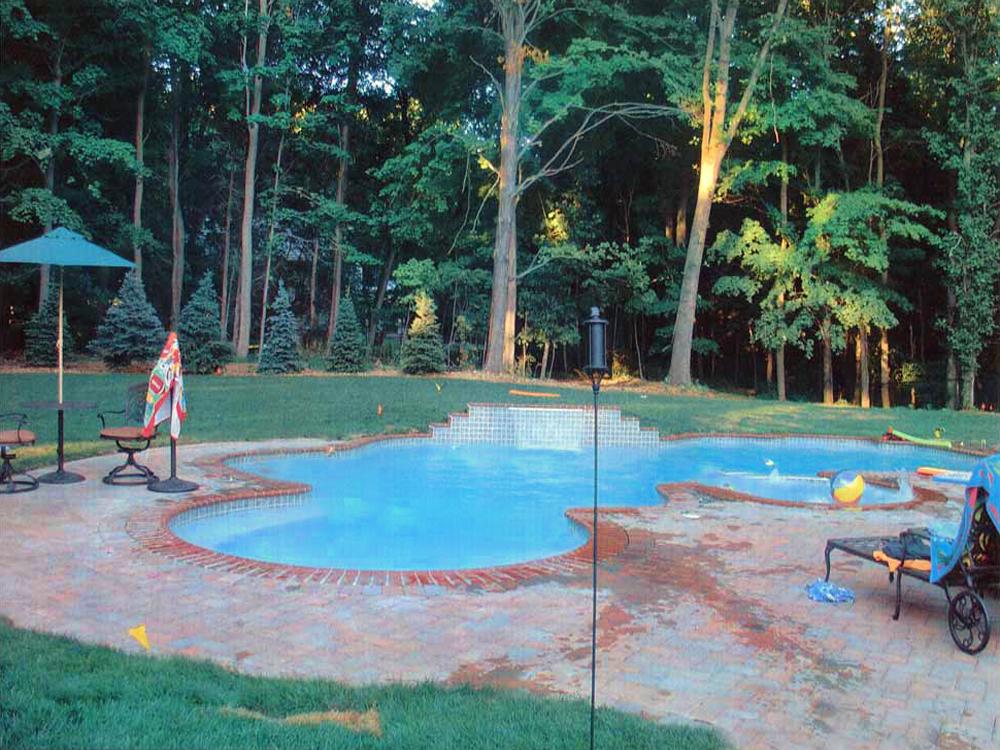 357 ALGONQUIN RD