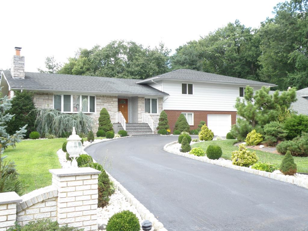 170 KNOLL ROAD