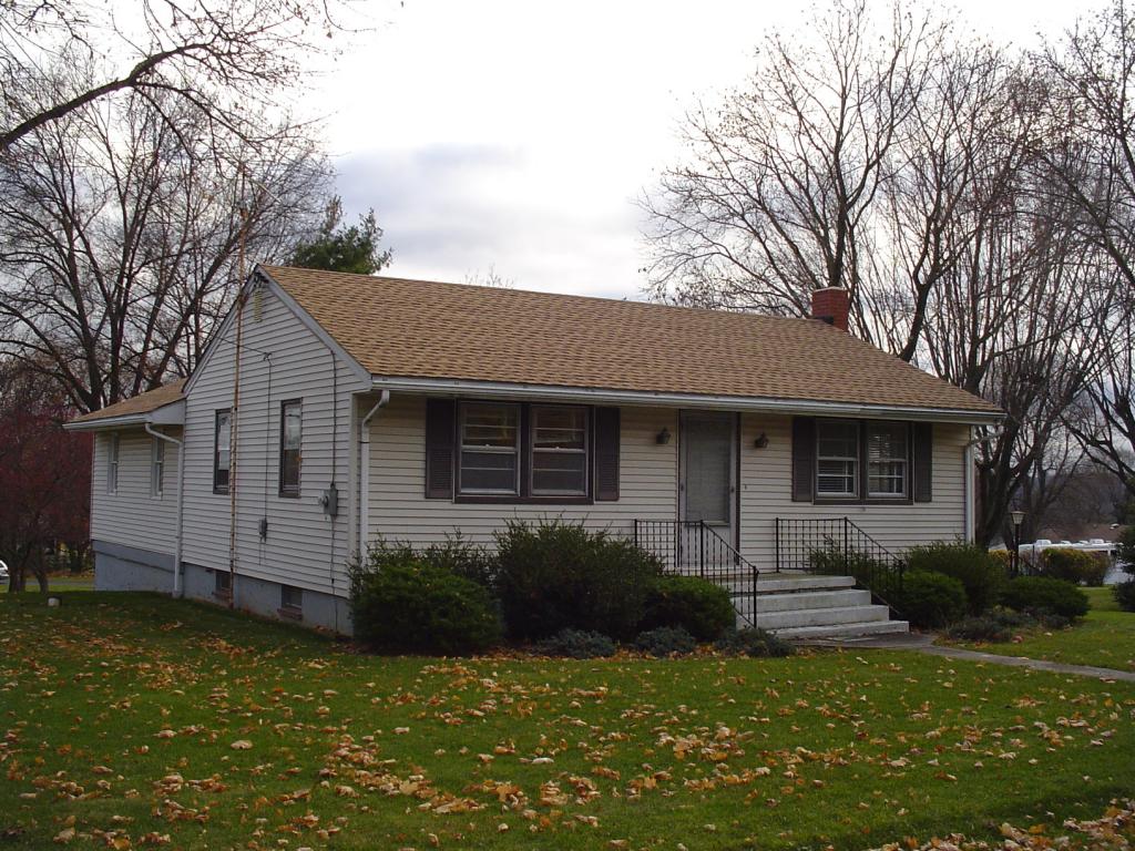 6 ROSELLE ST
