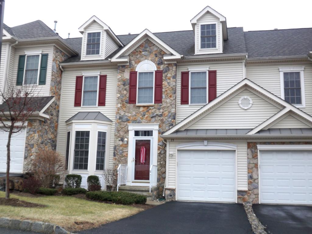 MLS #/Web ID: 2588847