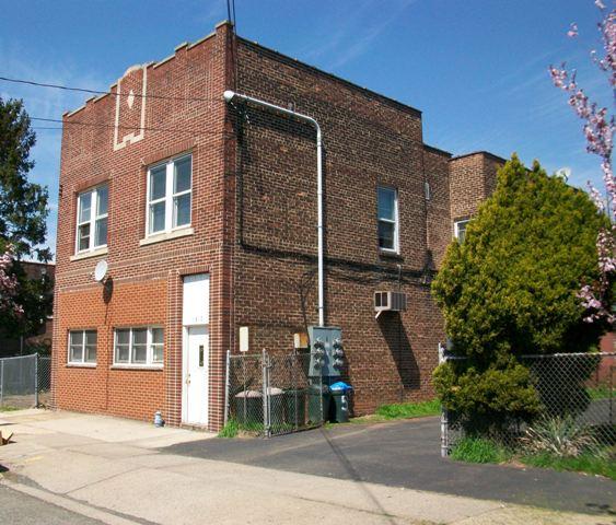 MLS #/Web ID: 2673847