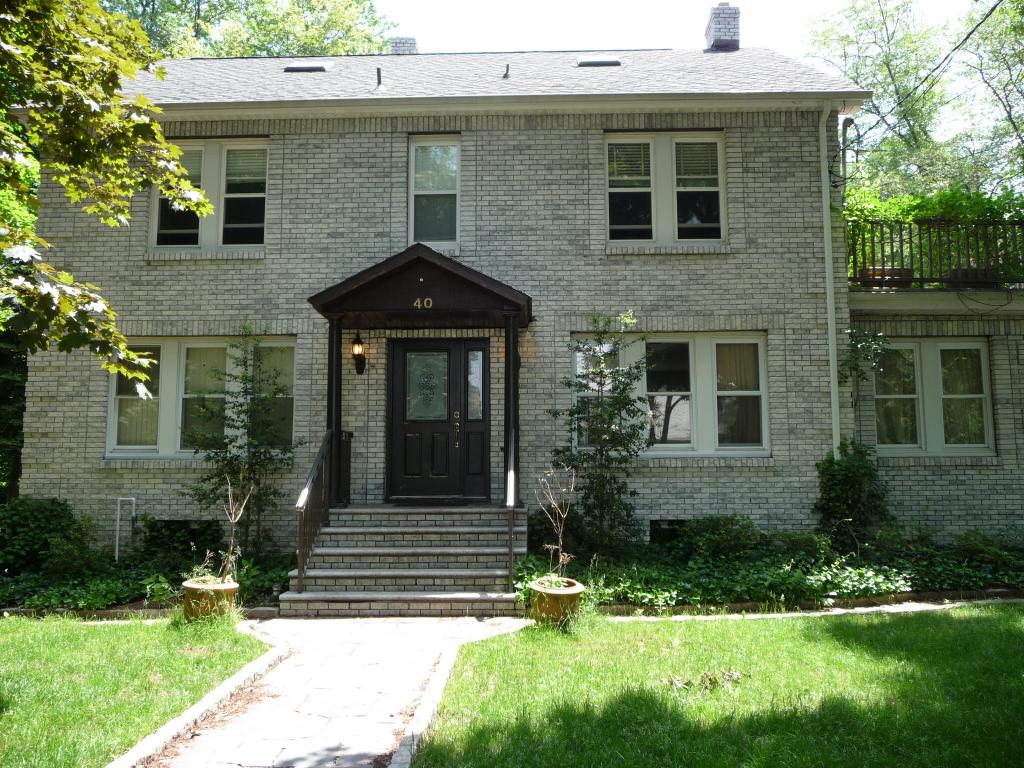 MLS #/Web ID: 2687647