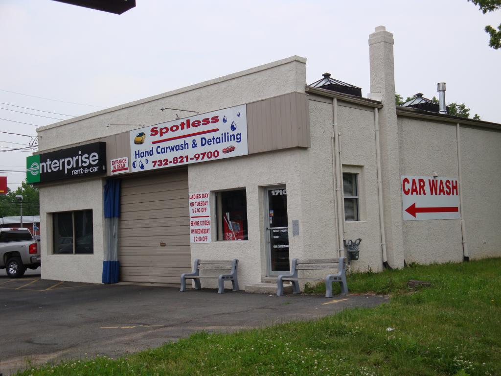 MLS #/Web ID: 2690447