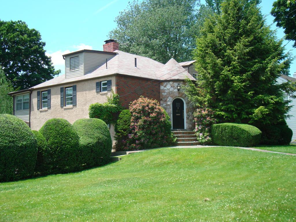 MLS #/Web ID: 2709547