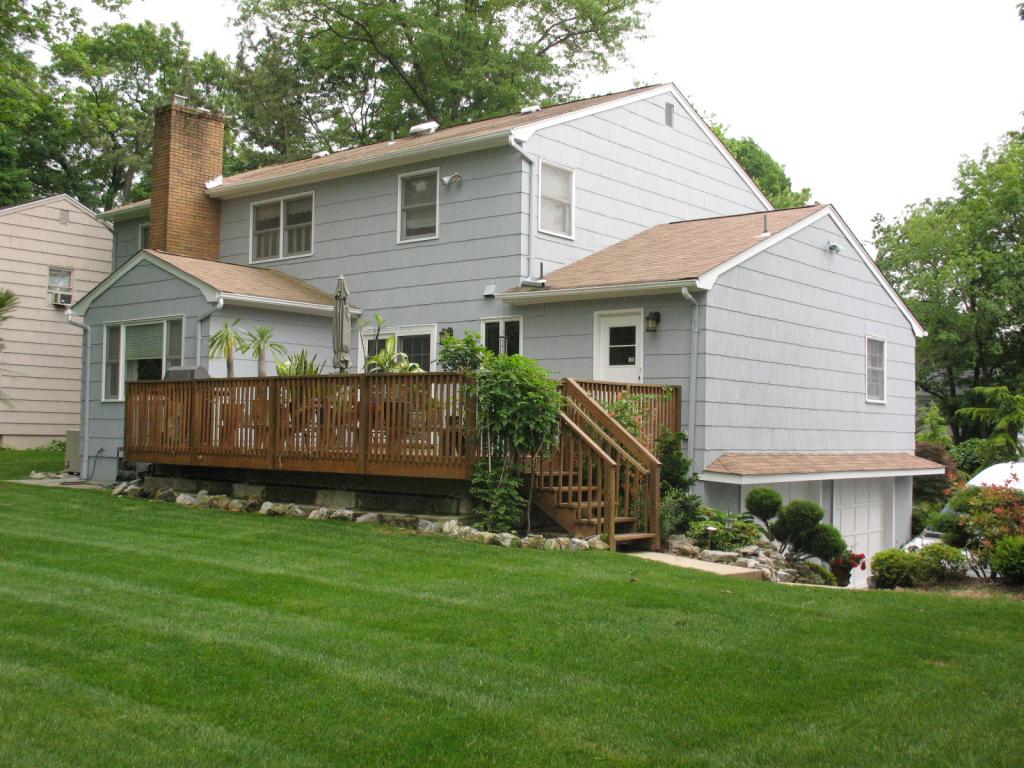 30 SCARSDALE DR