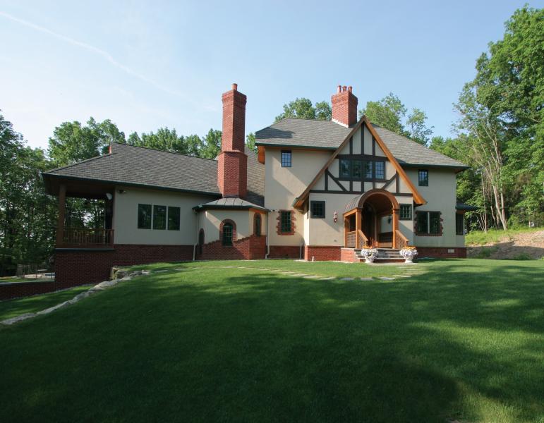 MLS #/Web ID: 2724347