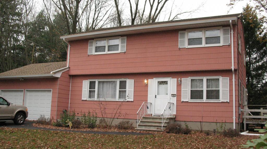 23 OAKMONT AVE