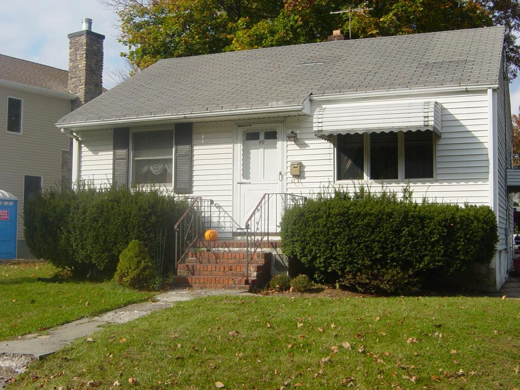 MLS #/Web ID: 2727747