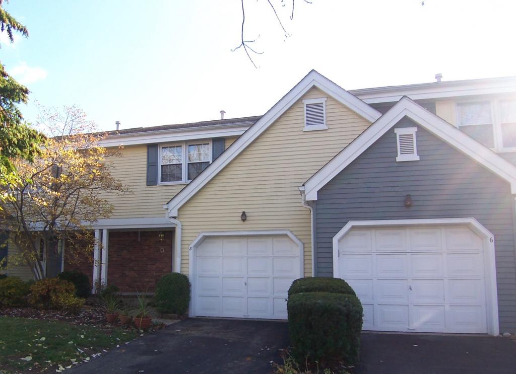 8 NORTHBRIDGE PL
