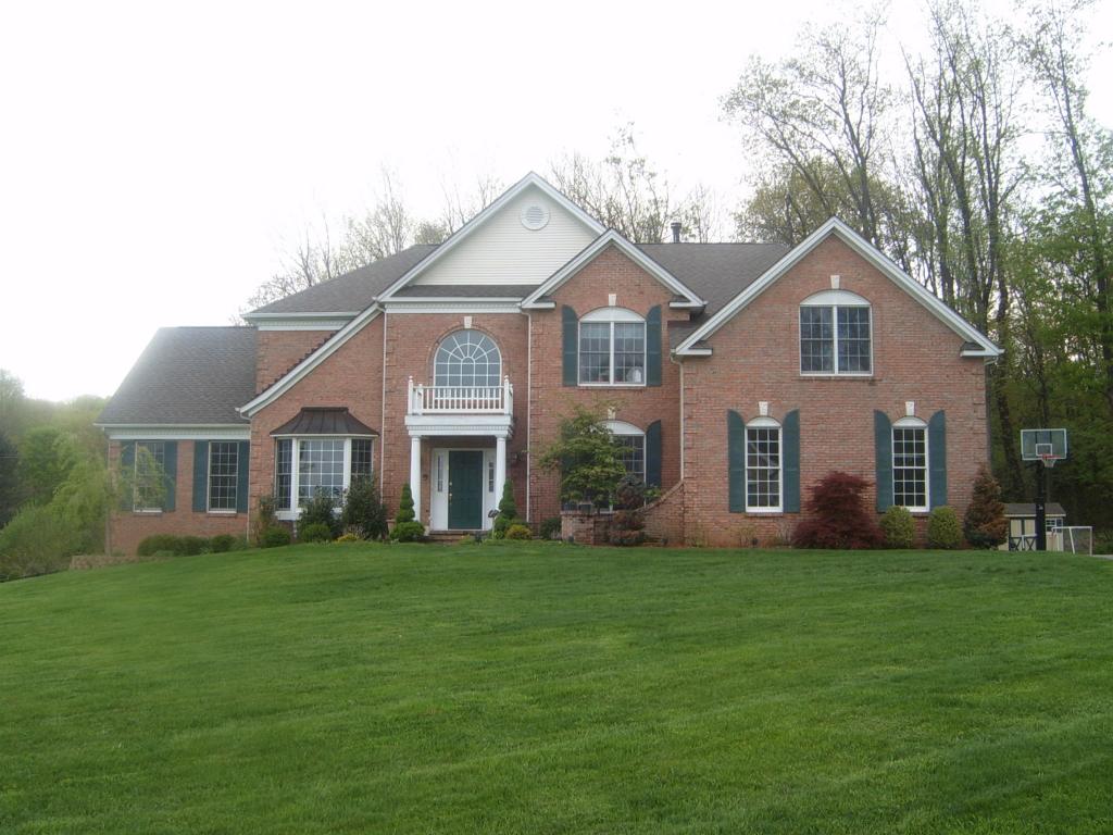 MLS #/Web ID: 2729647