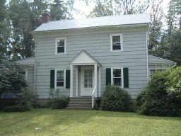 305 S MAPLE AVE