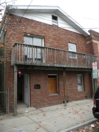 283 DELANO PL