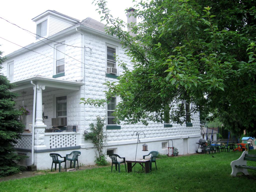 1541-1543 Warren Street