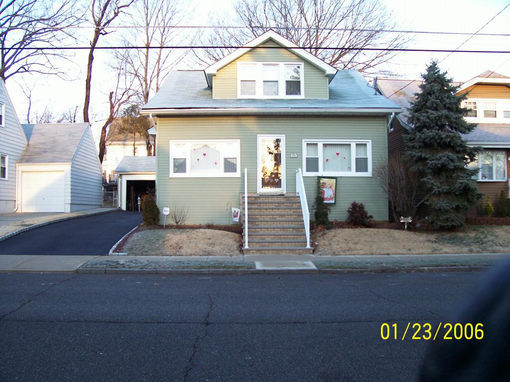 Multi Family for Sale, ListingId:12409849, location: 225-233 ARGYLE PL Kearny 07032