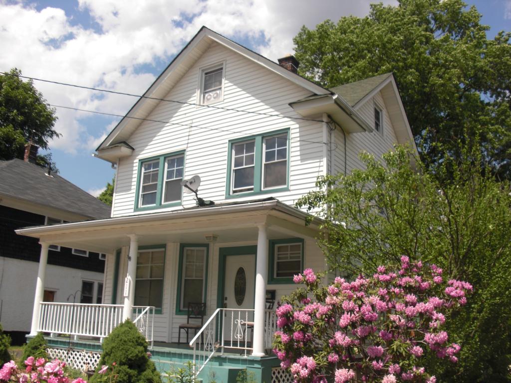MLS #/Web ID: 2687748