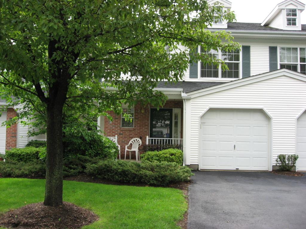 21 MAPLE LANE