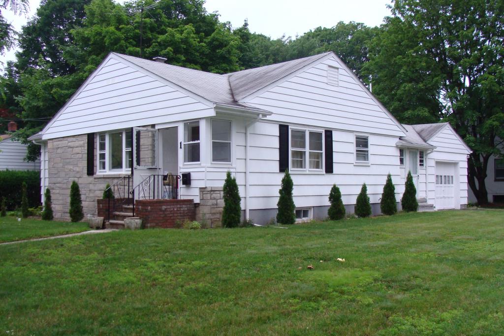 MLS #/Web ID: 2693448
