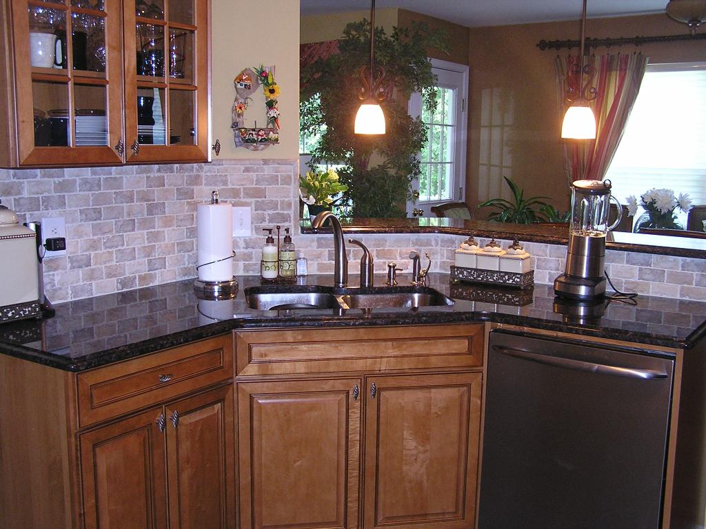 MLS #/Web ID: 2703148