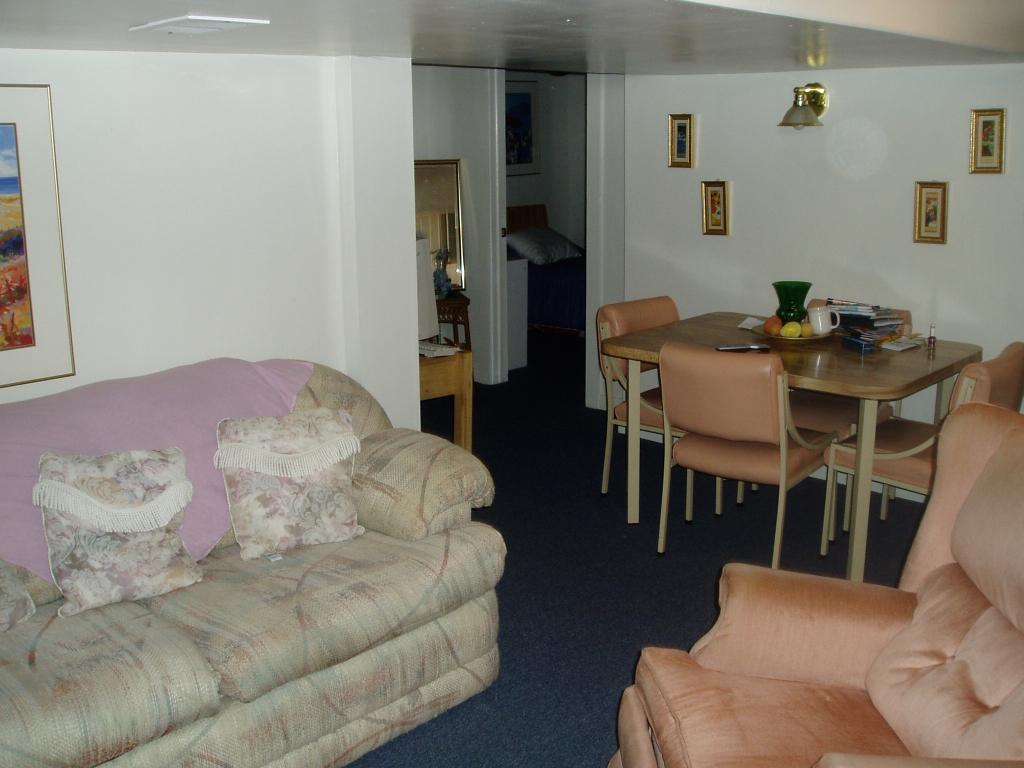 MLS #/Web ID: 2706048