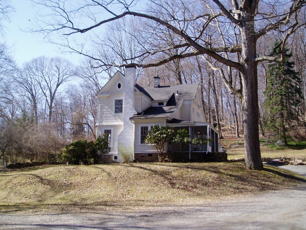 MLS #/Web ID: 2707748