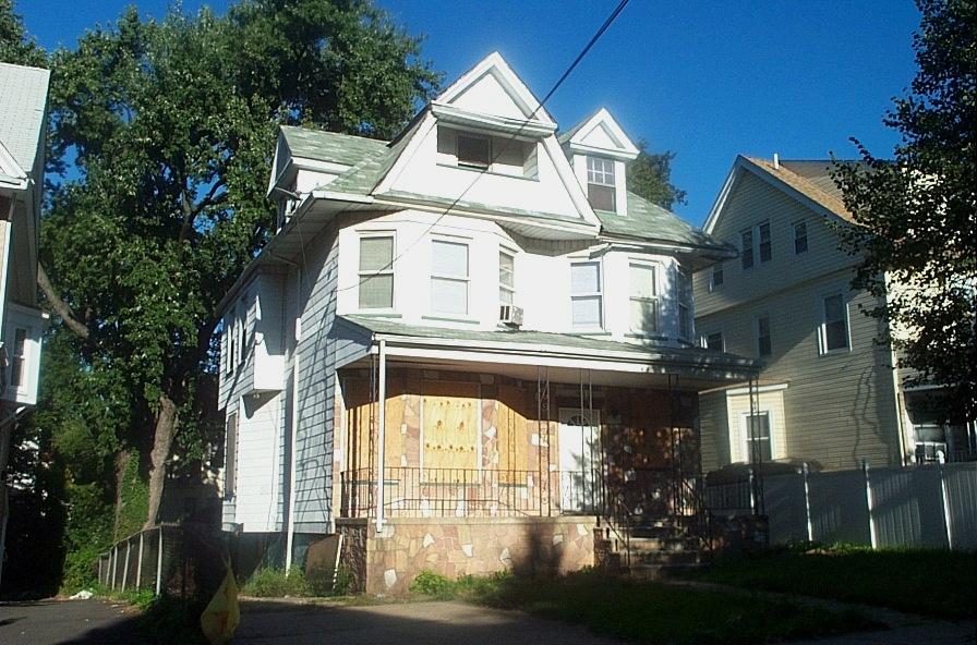 65-67 VAN NESS PL