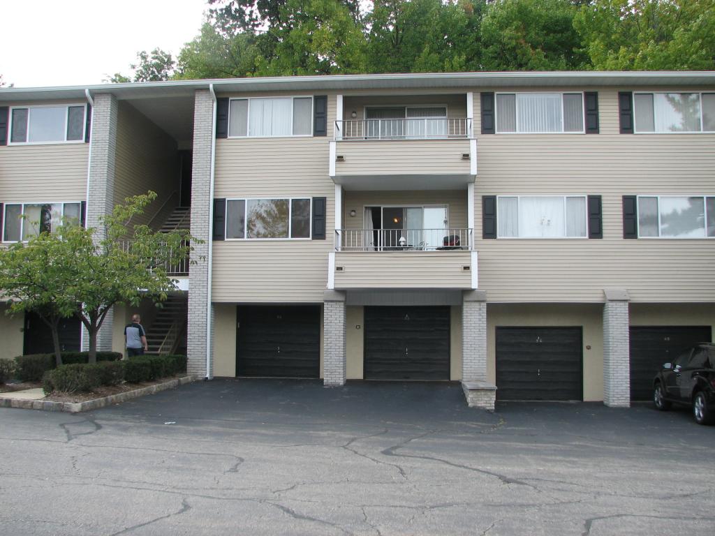 50-49 W LINDSLEY RD