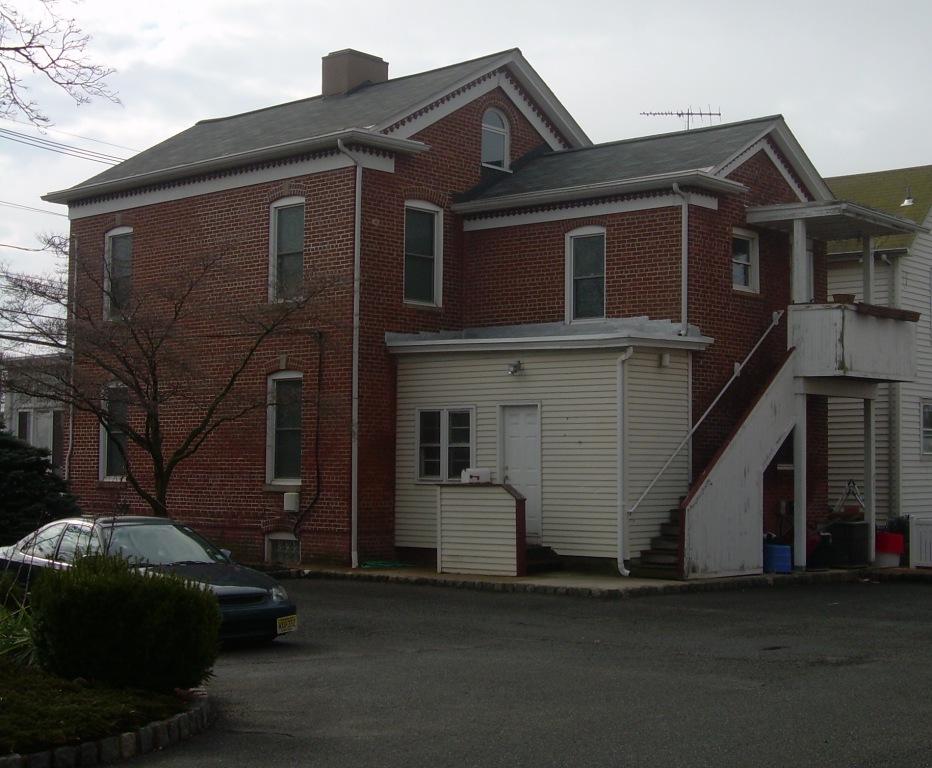 MLS #/Web ID: 2722148