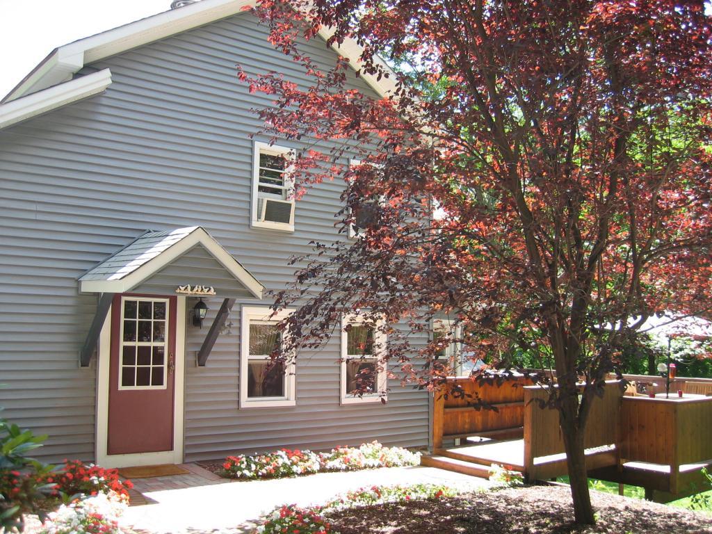 MLS #/Web ID: 2722648