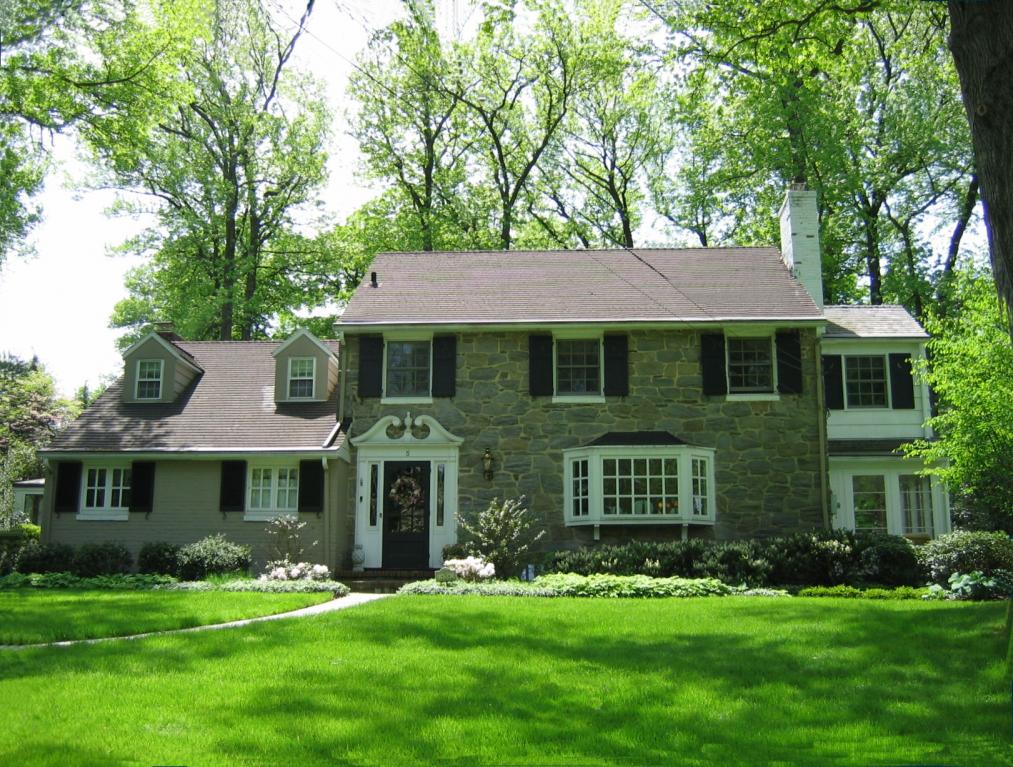 5 MOUNTAINVIEW DR