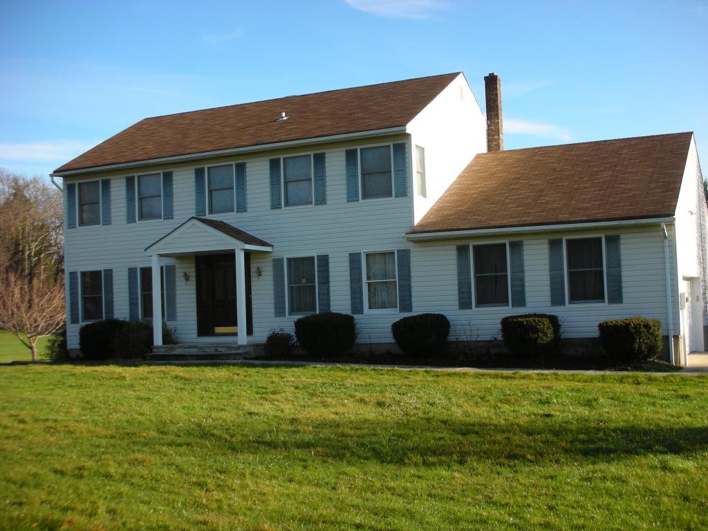 MLS #/Web ID: 2731948