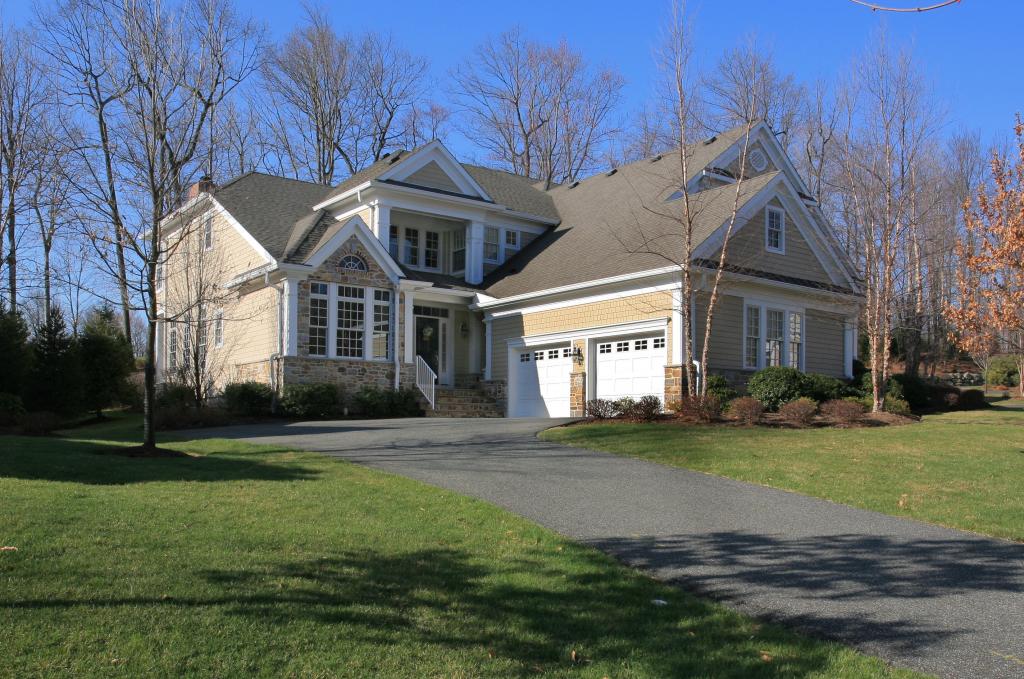 MLS #/Web ID: 2675049