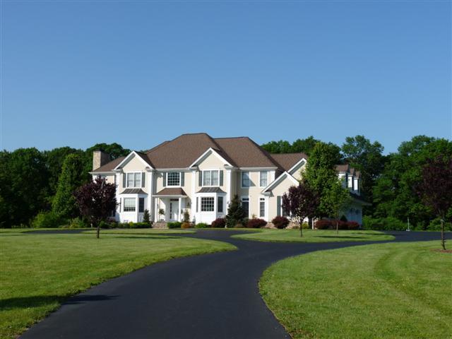 12 WHITE BRIDGE RD
