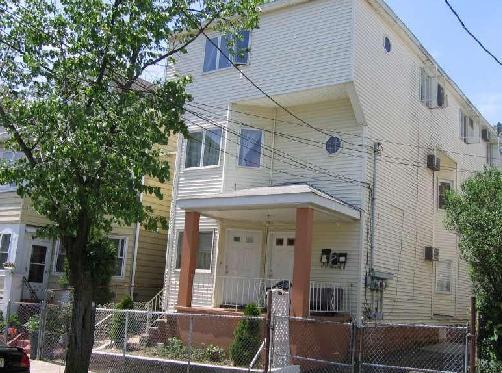MLS #/Web ID: 2690149
