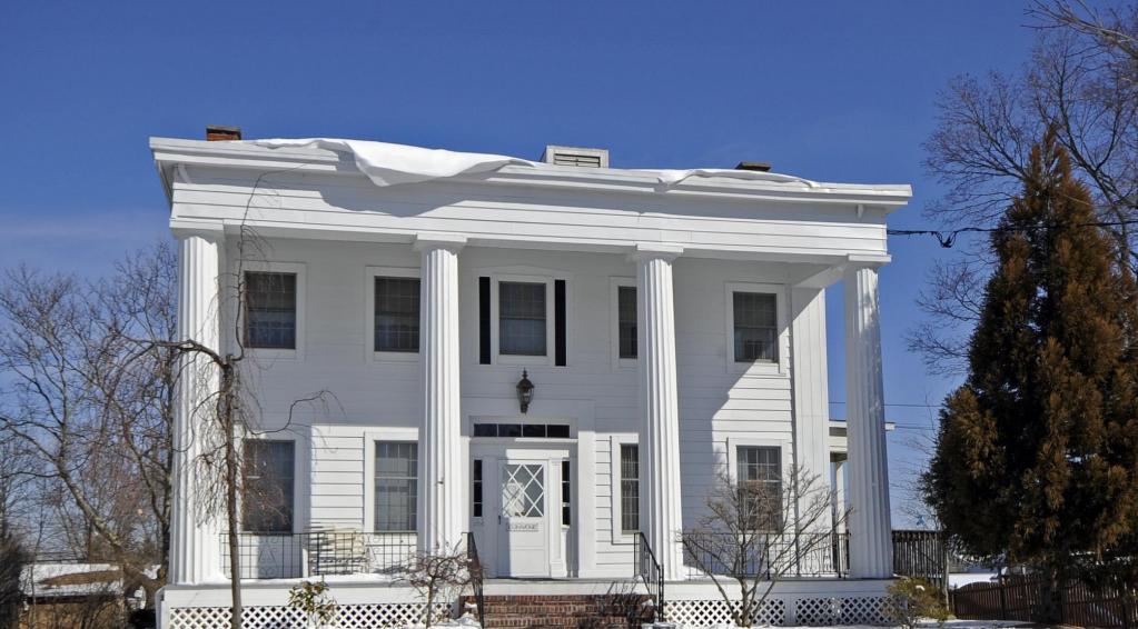 MLS #/Web ID: 2706749