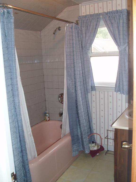 MLS #/Web ID: 2711949